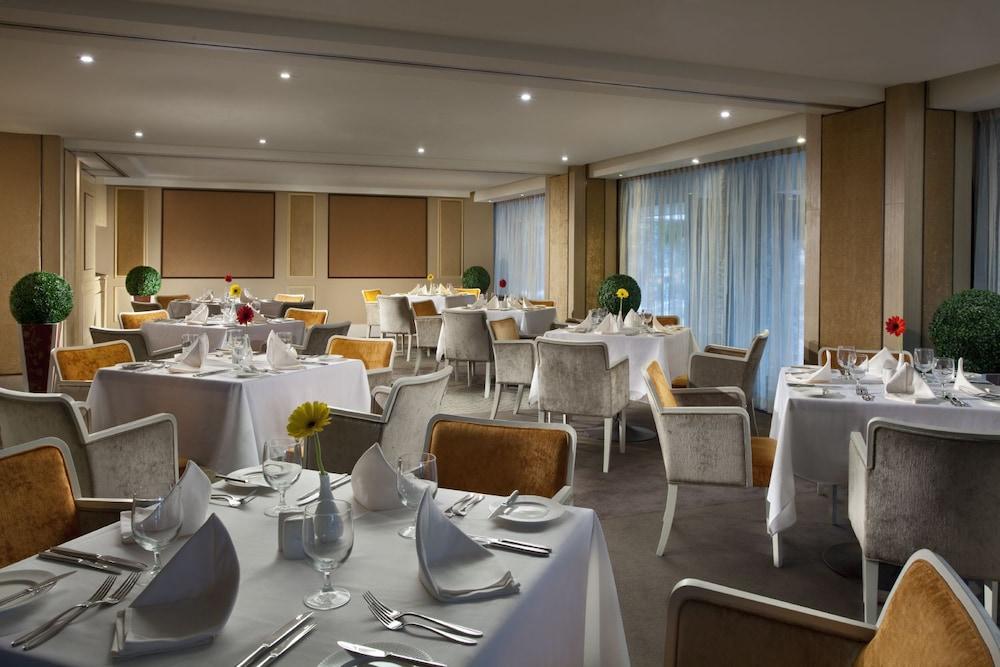 Ascott Raffles Place Singapur Exterior foto The restaurant