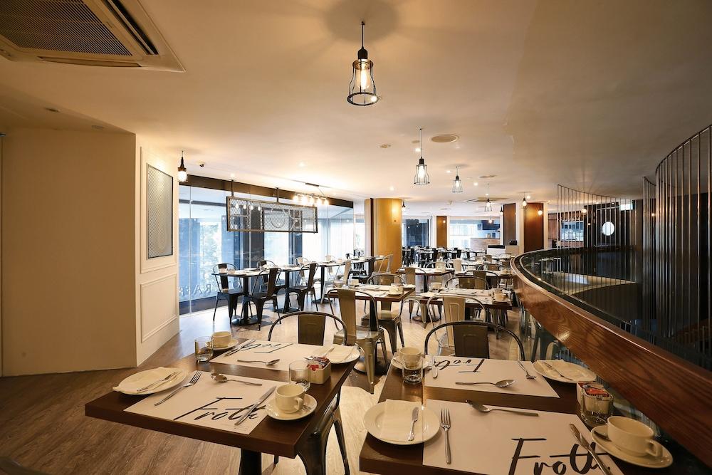 Ascott Raffles Place Singapur Exterior foto The restaurant